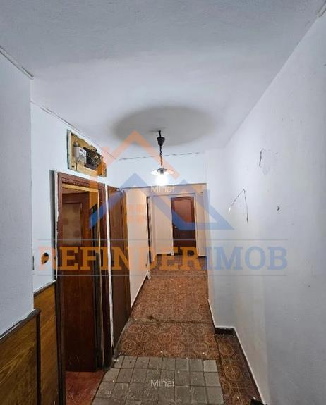 Romana Apartament 4 camere, 2 balcoane