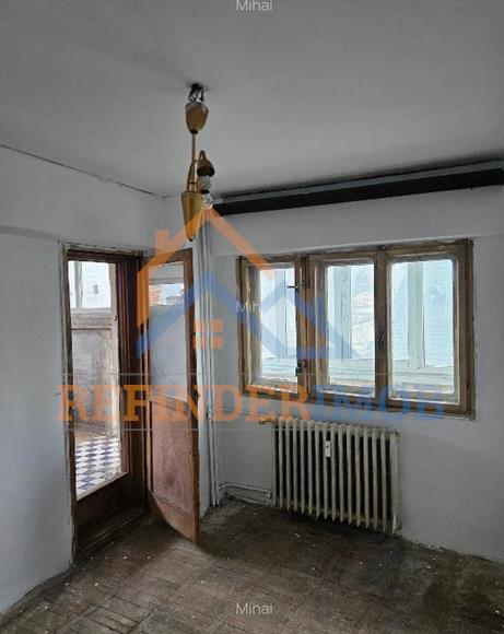 Romana Apartament 4 camere, 2 balcoane